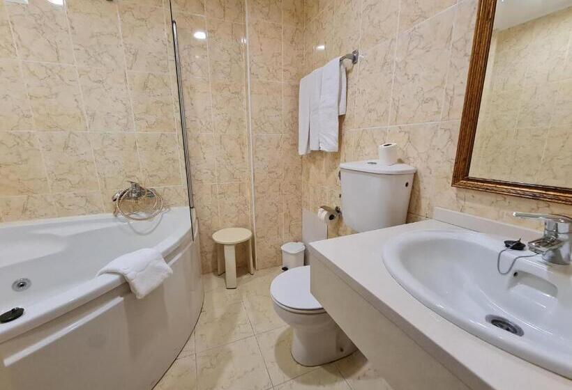 غرفة ديلوكس, Eden