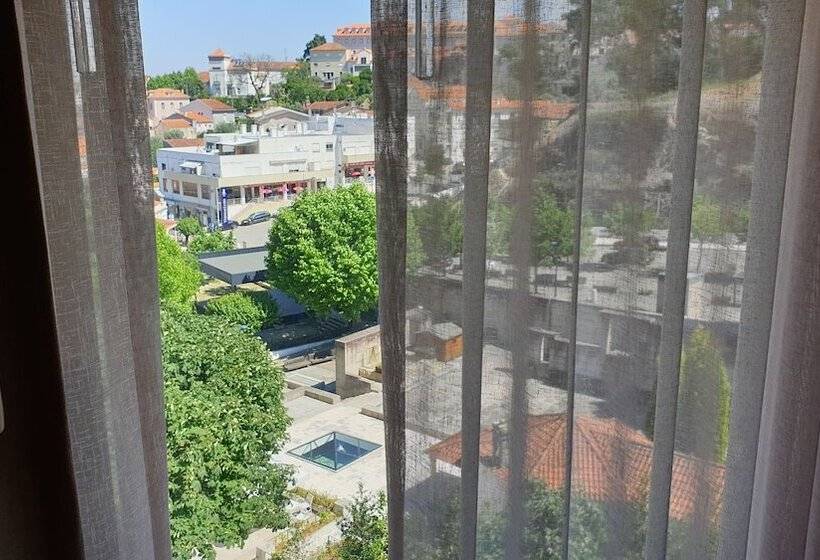 غرفة قياسية, Eden