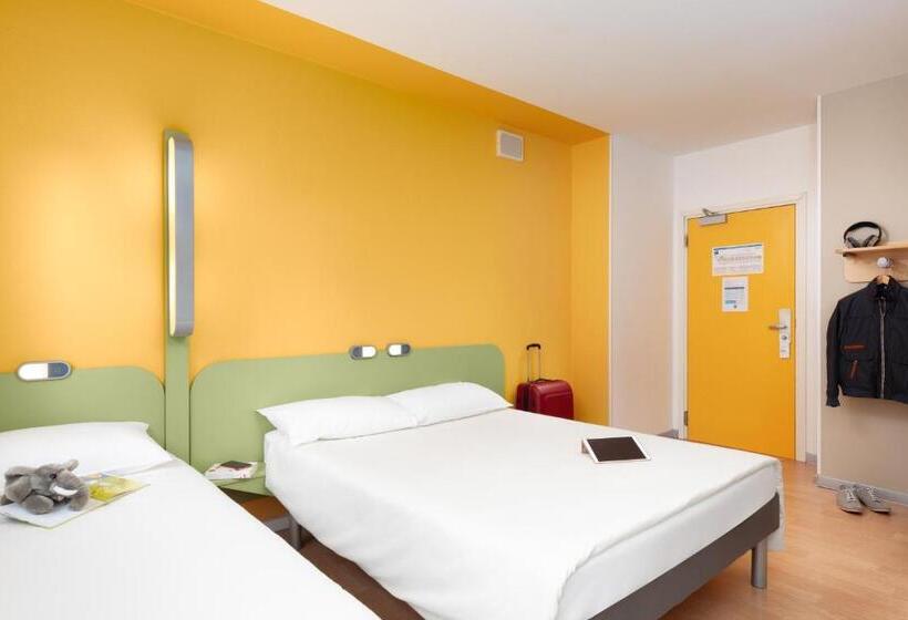 غرفة عائلية, Ibis Budget Warszawa Centrum