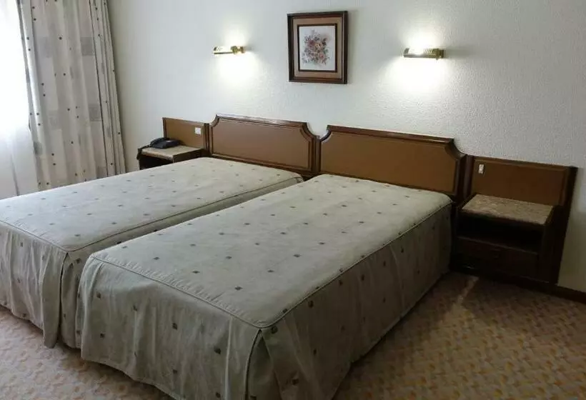 اتاق استاندارد یک نفره, Imperial