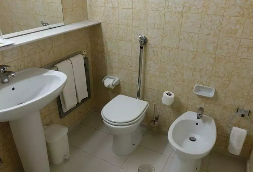 اتاق استاندارد یک نفره, Imperial
