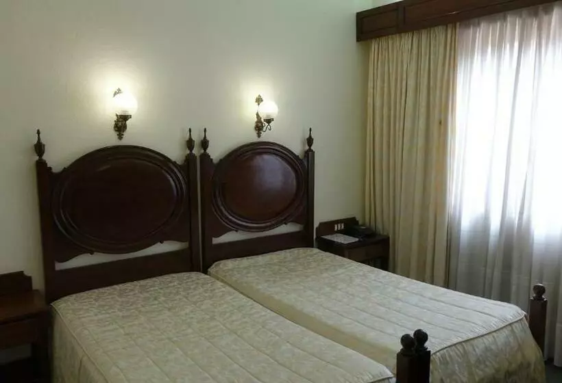 اتاق اکونومی, Imperial