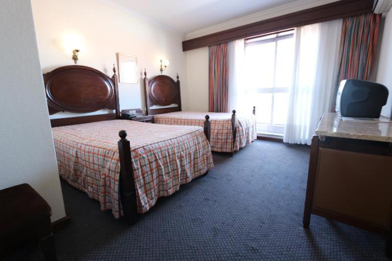 غرفة قياسية, Imperial