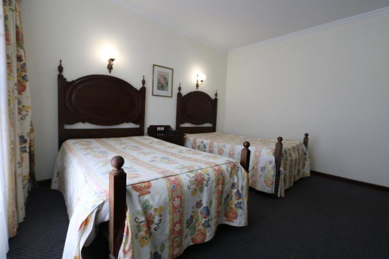 غرفة قياسية, Imperial