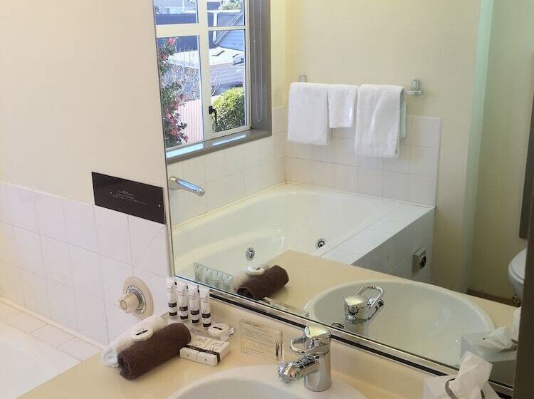 סוויטה, Pavilions