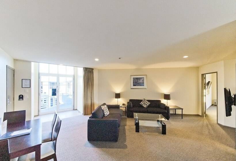 סוויטה, Pavilions