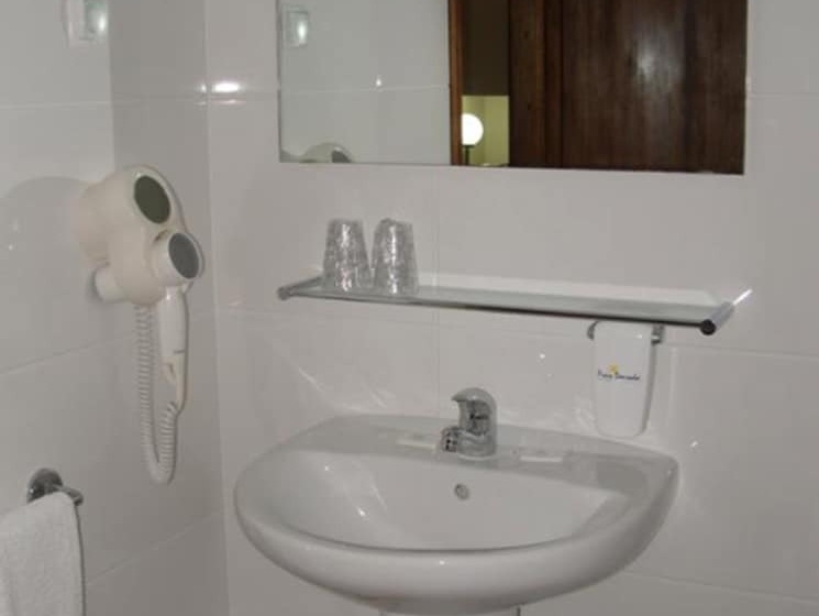 标准间, Praia Dourada