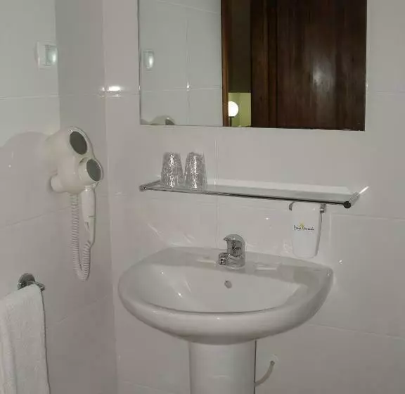 اتاق استاندارد سه نفره, Praia Dourada
