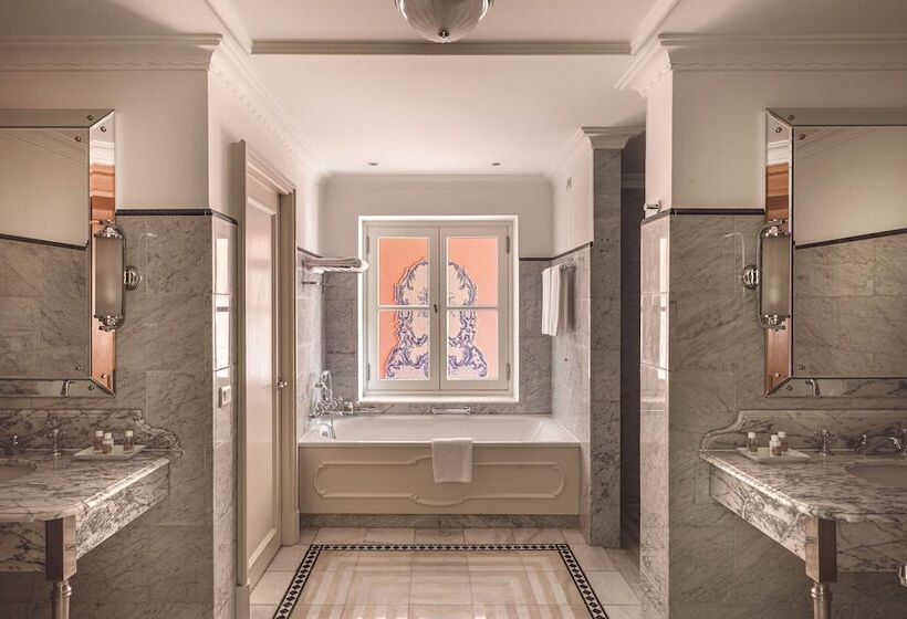 سوییت لوکس, Reid S Palace, A Belmond Hotel, Madeira