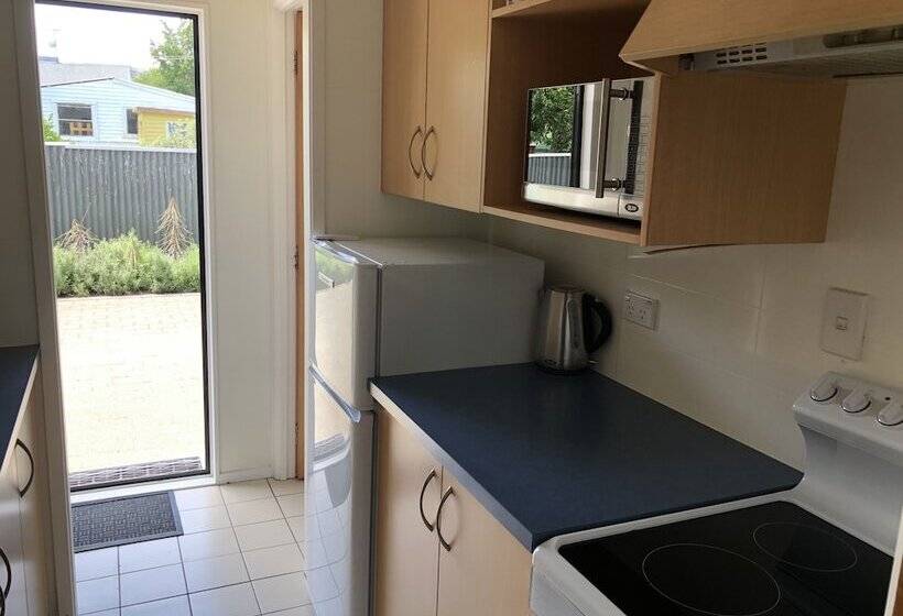 آپارتمان 2 خوابه, Teal Motor Lodge