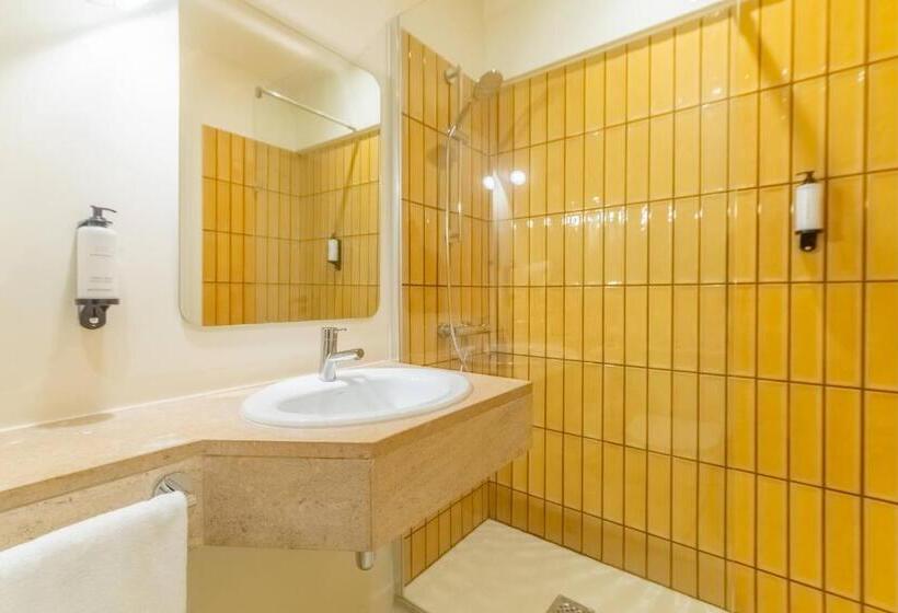 Номер Стандарт с Балконом, WOT Lagos Montemar