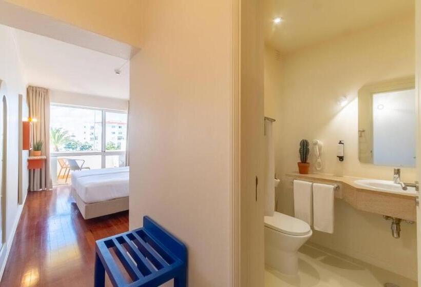 Номер Стандарт с Балконом, WOT Lagos Montemar