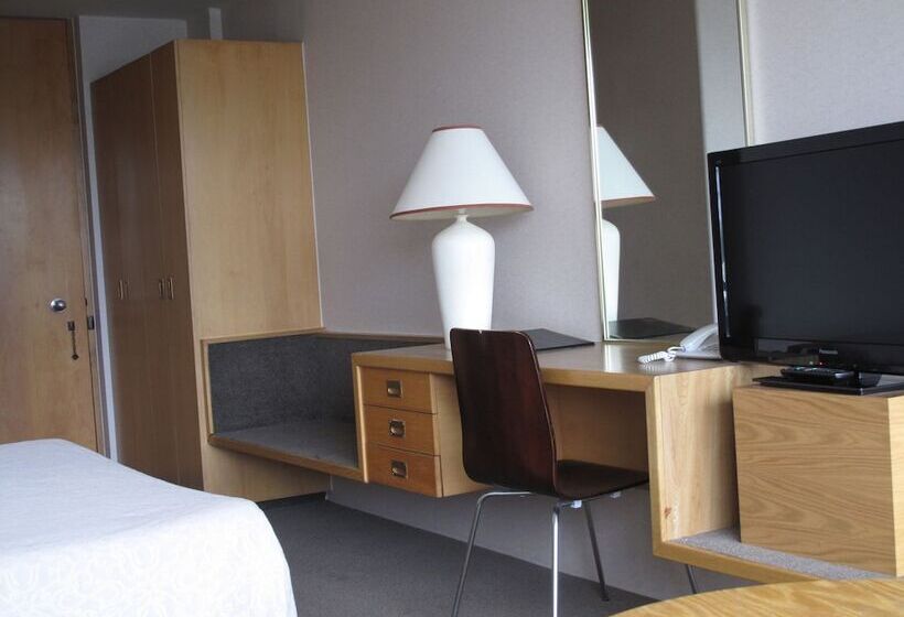 חדר סטודיו סטנדרד, Auto Lodge