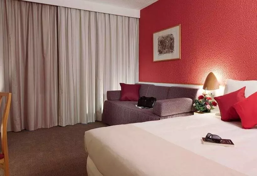 اتاق استاندارد با چشم‌انداز دریا, Novotel Porto Gaia