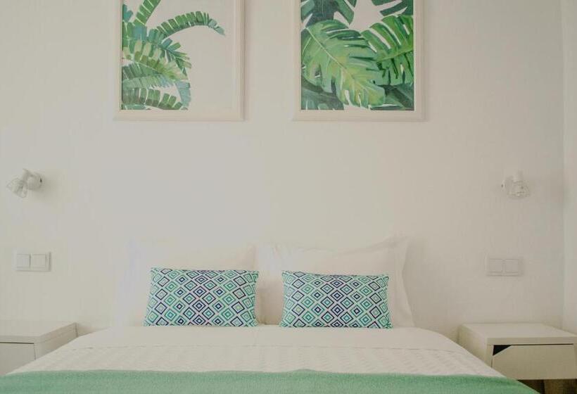 اتاق سوپریور سه تخته, Residencial Avenida