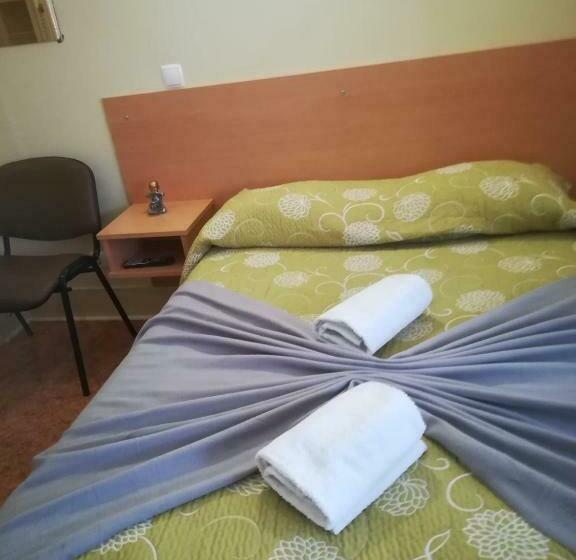 Quarto Economy, Alojamento Local Pensão Rossio