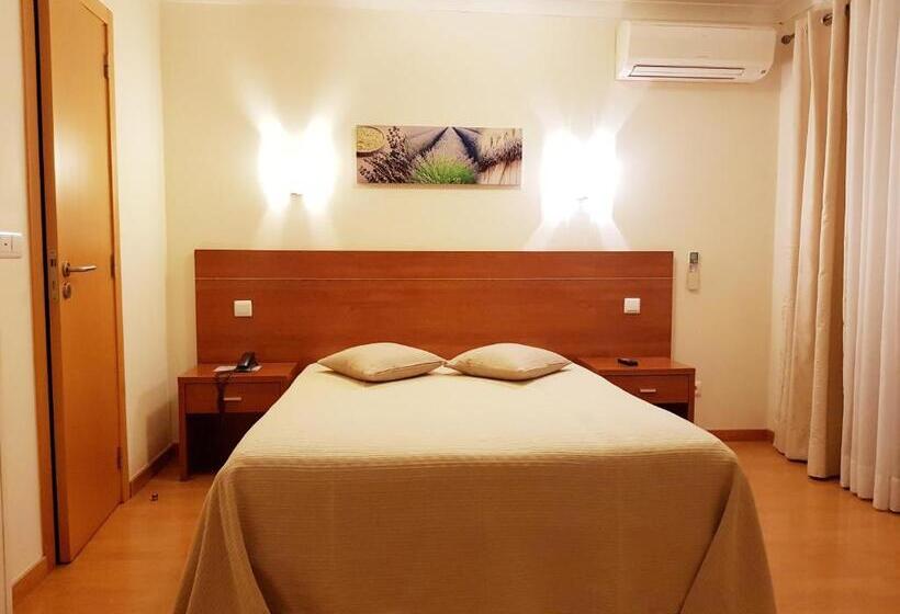 اتاق استاندارد, Paradouro