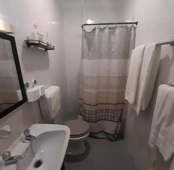 اتاق خانوادگی, Alojamento Elvas Luso Espanhola