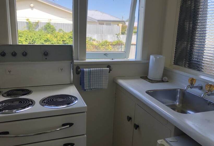 شقة غرفتين, Spanish Lady Motel