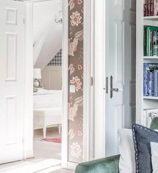 Suite, Blommenhof