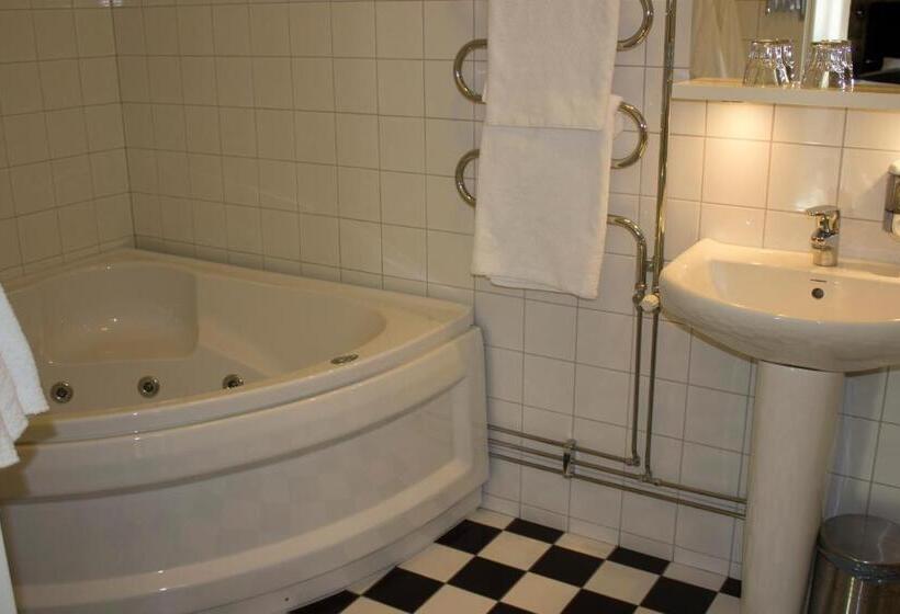 Mini Suite, Blommenhof