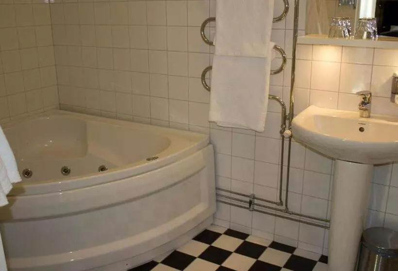Mini Suite, Blommenhof