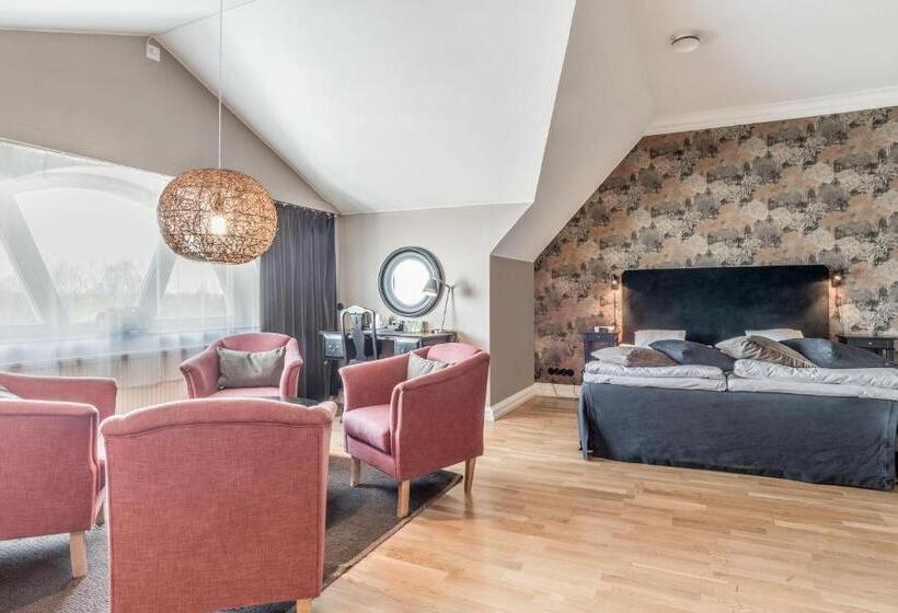 Mini Suite, Blommenhof