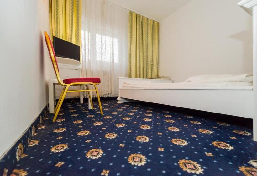 חדר אקונומי, Cetate