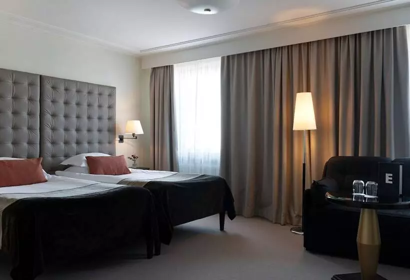 اتاق خانوادگی, Elite Stadshotellet Luleå