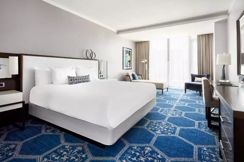 اتاق استاندارد با تخت بزرگ برای معلولان, Fairmont El San Juan