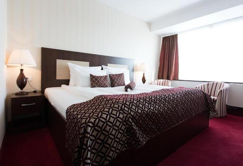 이코노미 룸, Grand Hotel Napoca