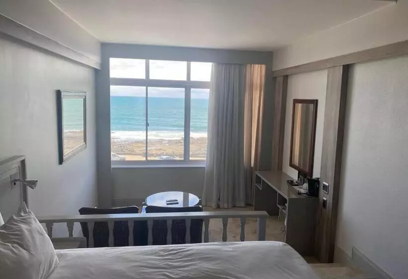 Deluxe-huone, Kennaway