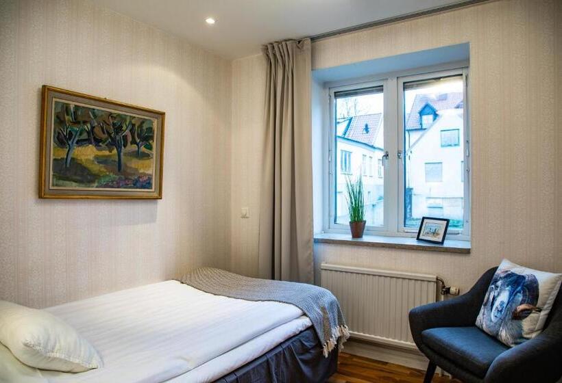 חדר סטנדרט יחיד, L Gute