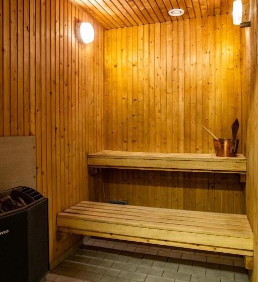 חדר משפחתי, L Gute