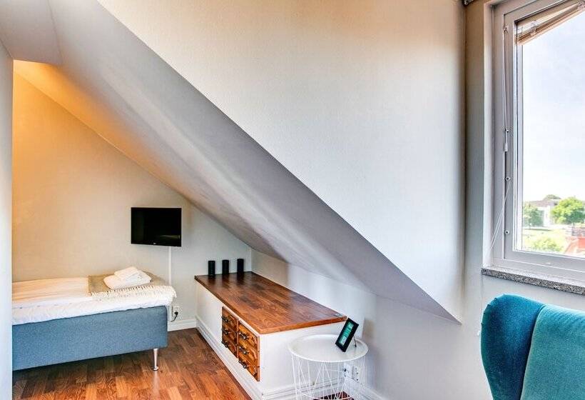 חדר סטנדרט יחיד, L Gute