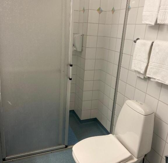 חדר סטנדרט לשלושה, L älvdalen