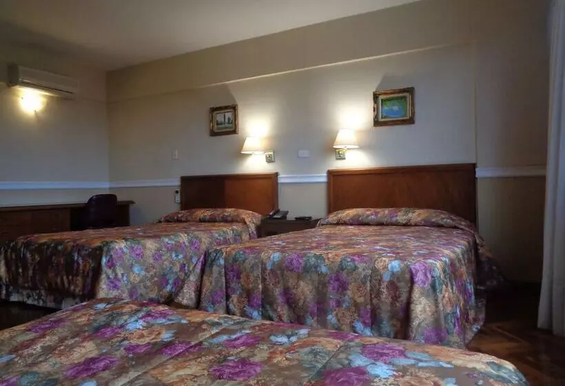 اتاق استاندارد سه نفره, Nobile Hotel Premier Hill