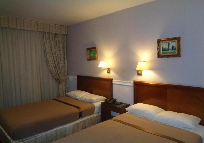 اتاق استاندارد, Premier Hill Suites