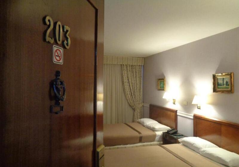 اتاق استاندارد, Premier Hill Suites