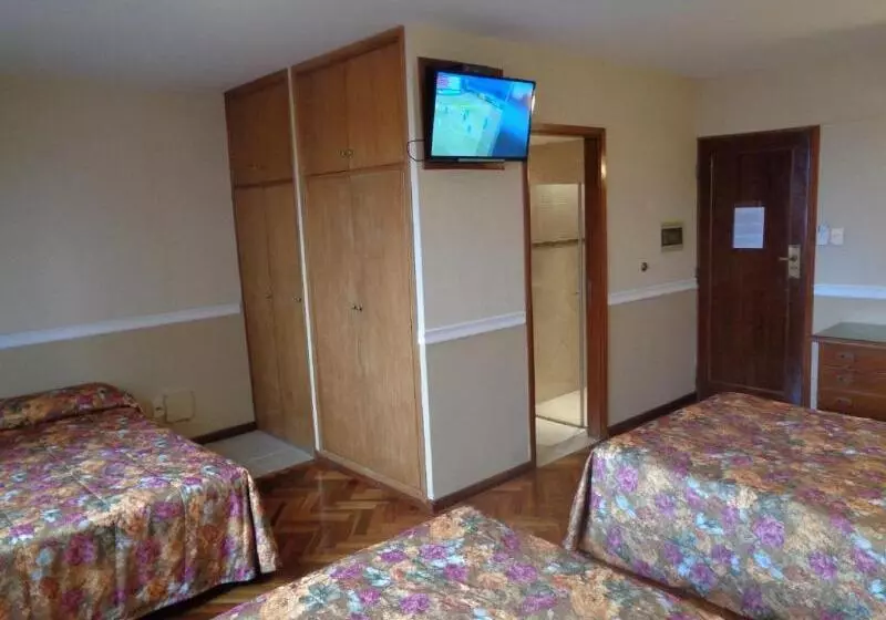 اتاق استاندارد سه نفره, Nobile Hotel Premier Hill