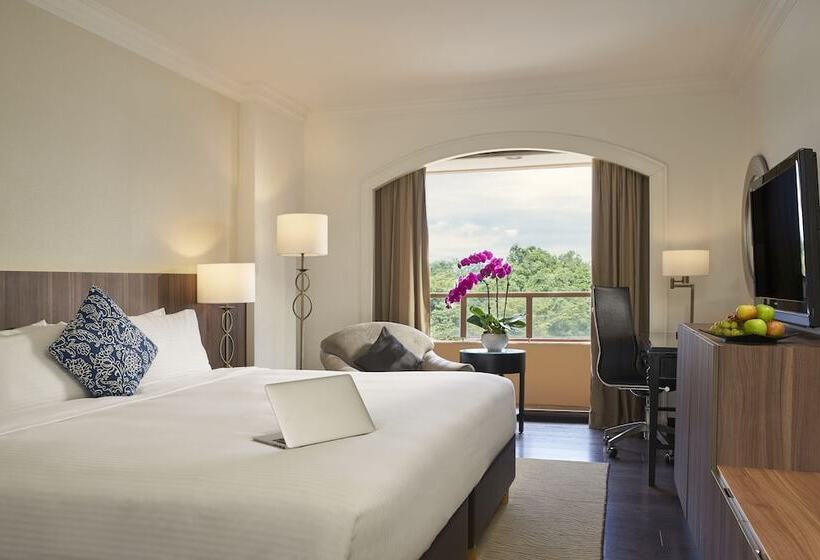 Deluxe Room, Orchard Rendezvous Hotel By Far East Hospitality