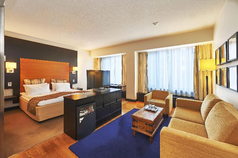 Номер Deluxe, Crowne Plaza Helsinki   Hesperia, An Ihg
