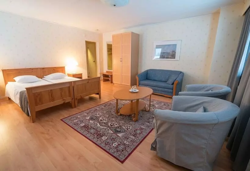 スタンダードルーム, Kievari
