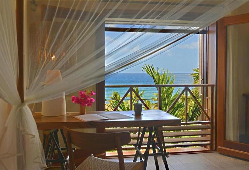 اتاق پرستیژ, Manapany