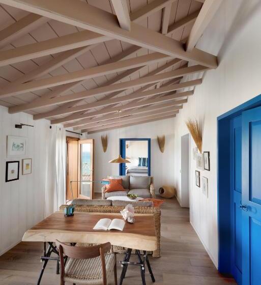 سوییت با چشمانداز پانوراما, Manapany