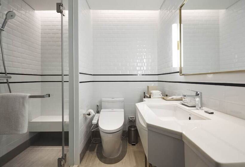 اتاق لوکس, Montien Hotel Surawong Bangkok