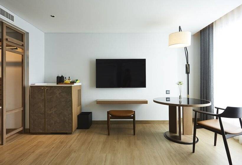 اتاق لوکس, Montien Hotel Surawong Bangkok