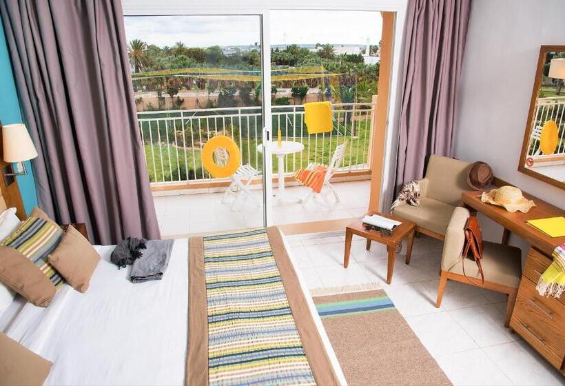 四人标准间, Aqi Skanes Resort