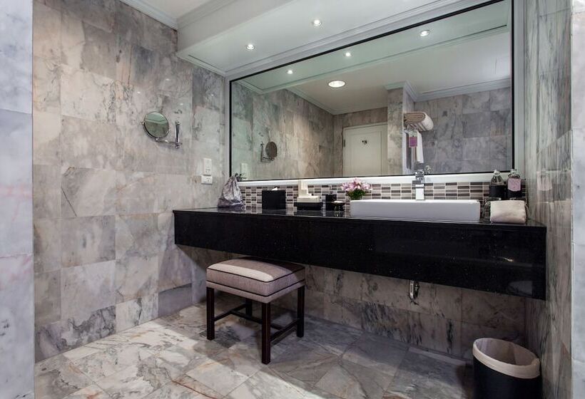 غرفة قياسية متصلة, The Sukosol