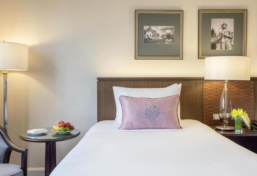 غرفة بريميوم, The Sukosol